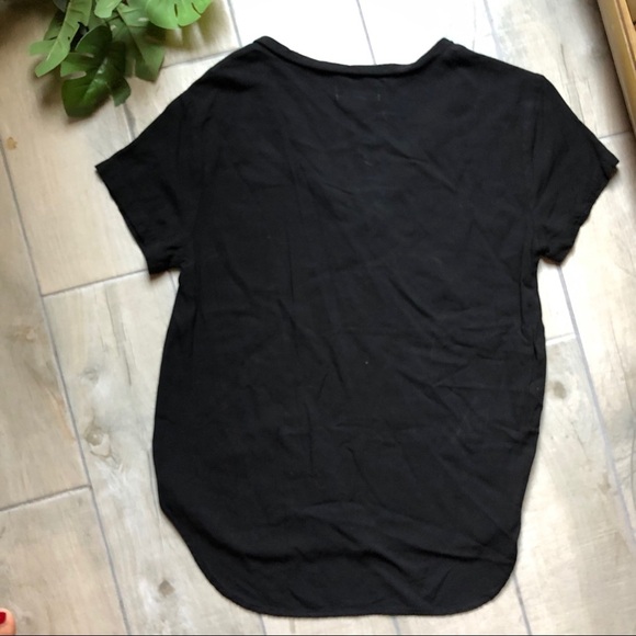 Anthropologie cloth & stone basic rayon v-neck in black. Size S - Picture 4 of 5